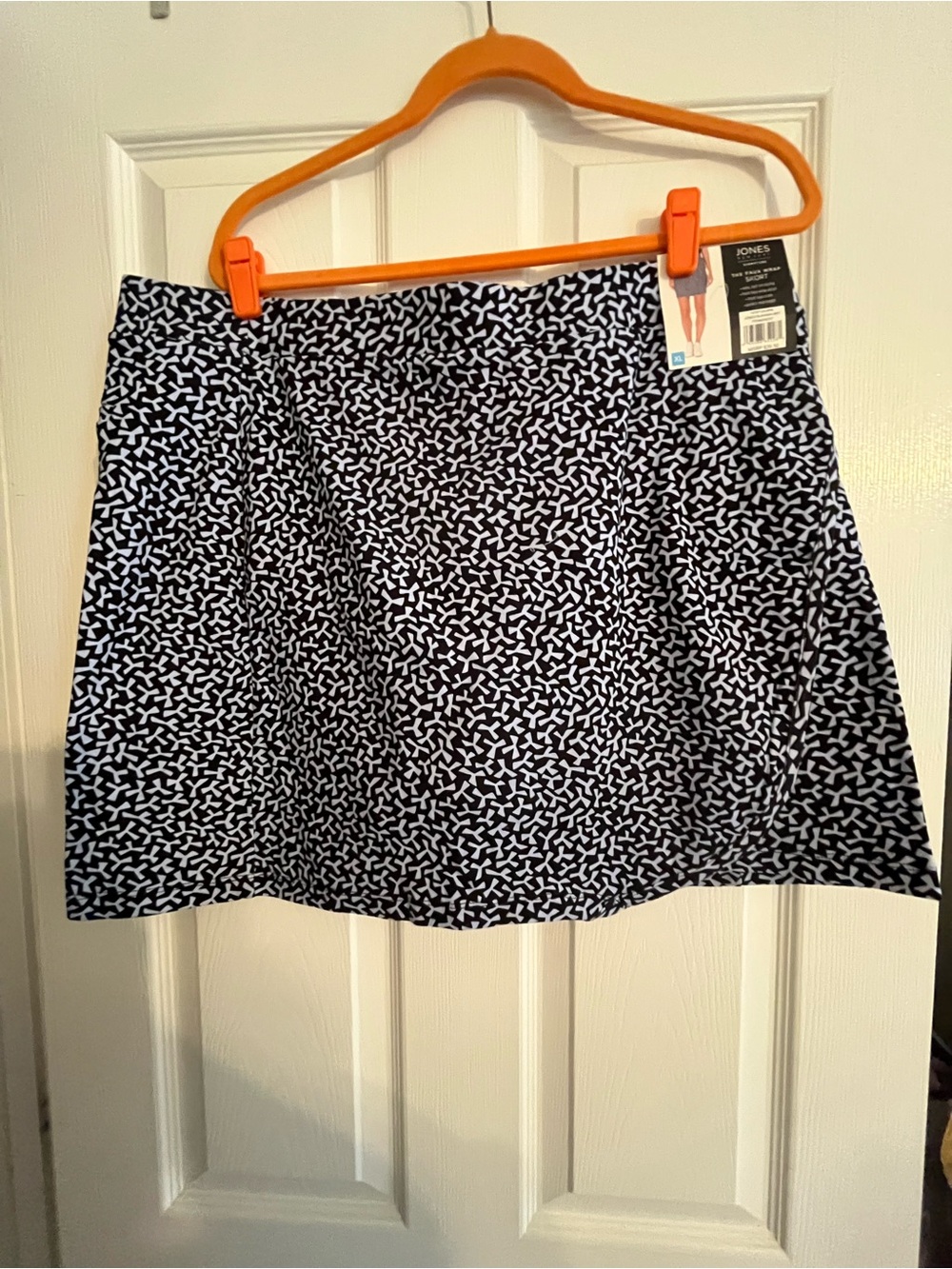 Jones New York Navy and White Geometric A-Line Skort